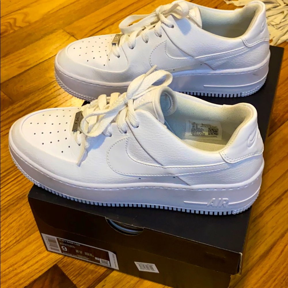 Nike Air Force 1